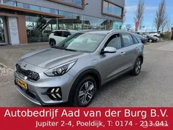 Grijs Gebruikt 2021 Kia Niro SUV | € 25.950 (Eerlijke prijs)