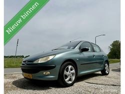 Groen Gebruikt 2003 Peugeot 206 Hatchback | € 1.495 (Eerlijke prijs)