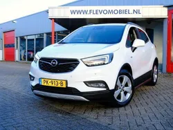 Wit, metallic lak Gebruikt 2017 Opel Mokka X Innovation SUV | € 10.750 (Goede deal)
