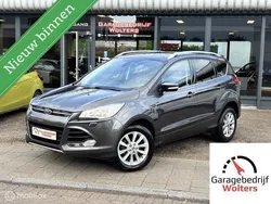 Grijs, metallic lak Gebruikt 2015 Ford Kuga Titanium SUV | € 12.950 (Goede deal)