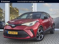 Rood Gebruikt 2023 Toyota C-HR Premium SUV | € 29.900