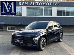 Zwart Gebruikt 2024 Hyundai Kona Trend SUV | € 33.899 (Super prijs)