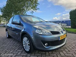 Blauw Gebruikt 2006 Renault Clio II Dynamique Hatchback | € 1.349 (Goede deal)