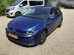 Blauw Gebruikt 2024 VW Polo Edition Hatchback | € 22.750 (Goede deal)