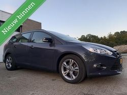 Grijs Gebruikt 2014 Ford Focus Titanium Stationwagen | € 6.450 (Goede deal)
