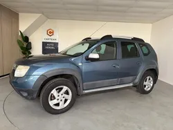 Blauw, metallic lak Gebruikt 2011 Dacia Duster Lauréate SUV | € 6.250 (Eerlijke prijs)