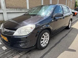 Zwart Gebruikt 2010 Opel Astra Hatchback | € 1.150 (Super prijs)