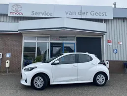 Wit Gebruikt 2024 Toyota Yaris Hybrid Active Hatchback | € 22.445 (Eerlijke prijs)