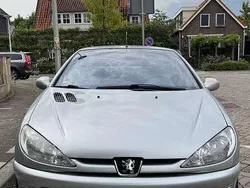 Gebruikt 2001 Peugeot 206 CC Cabriolet | € 1.250 (Eerlijke prijs)