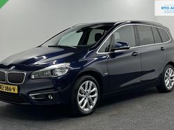 Blauw Gebruikt 2018 BMW 218 Executive Stationwagen | € 17.500 (Eerlijke prijs)