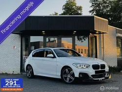 Wit Gebruikt 2017 BMW 118 Executive Hatchback | € 17.999 (Eerlijke prijs)