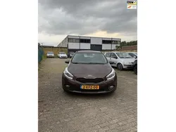 Bruin Gebruikt 2013 Kia Ceed Premium Hatchback | € 5.750 (Eerlijke prijs)