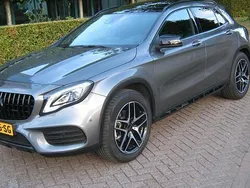 Zilver Gebruikt 2017 Mercedes GLA250 SUV | € 27.500 (Iets duurder)