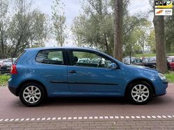 Blauw Gebruikt 2004 VW Golf IV Trendline Hatchback | € 1.299 (Goede deal)