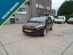Bruin Gebruikt 2010 Ford Fiesta Ghia Hatchback | € 5.750 (Eerlijke prijs)