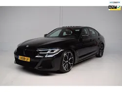 Zwart, metallic lak Gebruikt 2020 BMW 530 M Sport Sedan | € 37.945 (Iets duurder)