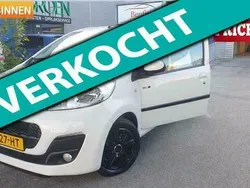 Wit Gebruikt 2014 Peugeot 107 Hatchback | € 4.999 (Super prijs)