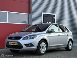 Grijs Gebruikt 2009 Ford Focus Titanium Hatchback | € 2.999 (Eerlijke prijs)