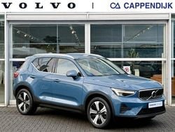 Blauw Gebruikt 2022 Volvo XC40 Plus SUV | € 34.945 (Eerlijke prijs)