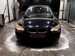 Blauw Gebruikt 2005 BMW 530 Executive Stationwagen | € 3.000 (Goede deal)