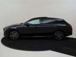 Zwart Gebruikt 2024 Mercedes CLA250e Shooting Brake AMG line Stationwagen | € 42.945 (Iets duurder)