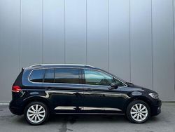 Zwart Gebruikt 2016 VW Touran Highline MPV | € 14.945 (Goede deal)
