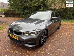 Grijs Gebruikt 2019 BMW 330e Executive Sedan | € 27.995 (Duur)