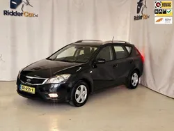Zwart Gebruikt 2010 Kia Ceed 2 Hatchback | € 4.499 (Eerlijke prijs)