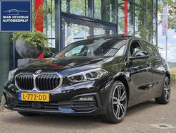 Zwart Gebruikt 2021 BMW 118 Executive Hatchback | € 28.890 (Eerlijke prijs)