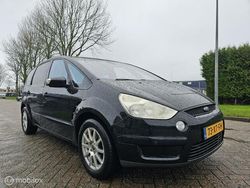 Zwart Gebruikt 2007 Ford S-MAX Titanium MPV | € 1.799 (Goede deal)