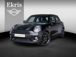 Zwart Gebruikt 2020 Mini ONE Hatchback | € 19.900 (Iets duurder)