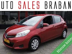 Rood Gebruikt 2013 Toyota Yaris Hatchback | € 7.790 (Goede deal)