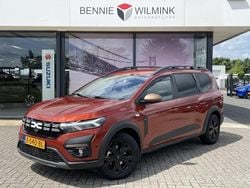 Bruin Gebruikt 2023 Dacia Jogger Extreme MPV | € 25.890 (Eerlijke prijs)