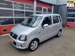 Grijs, metallic lak Gebruikt 2004 Opel Agila Hatchback | € 2.500 (Duur)