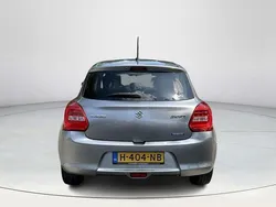 Grijs Gebruikt 2020 Suzuki Swift Hatchback | € 17.949 (Duur)