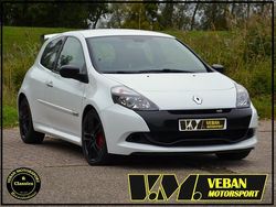 Wit Gebruikt 2011 Renault Clio R.S. R.S. Hatchback | € 15.950 (Duur)