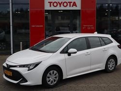Wit Gebruikt 2020 Toyota Corolla Business Edition Stationwagen | € 15.900 (Eerlijke prijs)