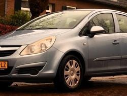 Blauw Gebruikt 2007 Opel Corsa Essentia Hatchback | € 1.500 (Goede deal)