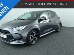 Grijs Gebruikt 2024 Toyota Yaris Edition Hatchback | € 23.950 (Eerlijke prijs)