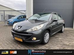 Grijs Gebruikt 2010 Peugeot 206+ Hatchback | € 2.990 (Eerlijke prijs)