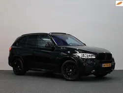 Zwart Gebruikt 2017 BMW X5 iPerformance SUV | € 32.995 (Eerlijke prijs)