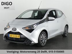 Grijs Gebruikt 2019 Toyota Aygo X-play Hatchback | € 10.850 (Eerlijke prijs)
