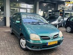 Groen Gebruikt 2002 Nissan Almera Tino MPV | € 999 (Eerlijke prijs)