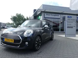 Zwart Gebruikt 2015 Mini Cooper Chili Hatchback | € 11.795 (Super prijs)