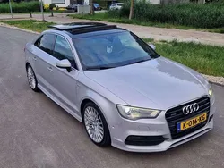Grijs Gebruikt 2015 Audi A3 Sedan | € 17.500 (Duur)