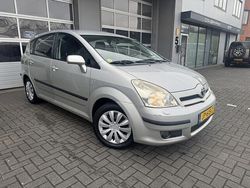Grijs Gebruikt 2006 Toyota Corolla Verso Terra MPV | € 3.777 (Eerlijke prijs)