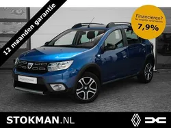 Blauw Gebruikt 2020 Dacia Sandero Stepway Hatchback | € 13.900 (Iets duurder)