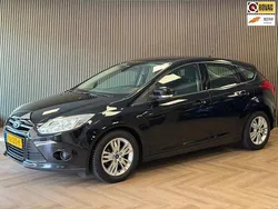 Zwart Gebruikt 2014 Ford Focus Titanium Hatchback | € 8.995 (Eerlijke prijs)