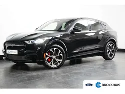 Zwart Gebruikt 2024 Ford Mustang Mach-E Premium SUV | € 46.900 (Eerlijke prijs)