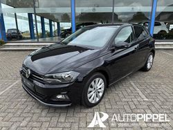 Zwart Gebruikt 2018 VW Polo Highline Hatchback | € 16.895 (Eerlijke prijs)